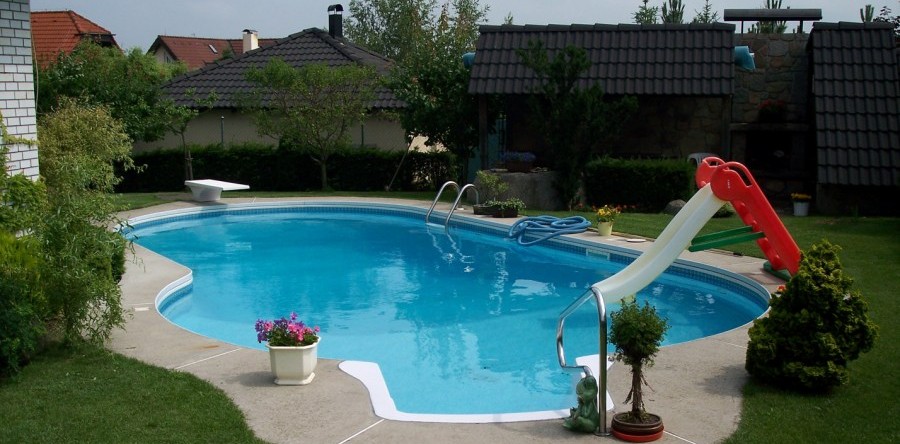 Оборудование и аксессуары для бассейнов