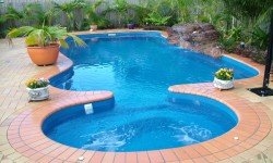 Стекловолоконный бассейн – райский уголок у ваших ног