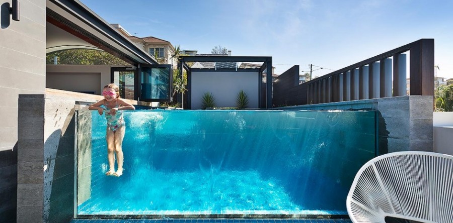 Бассейны из стекла